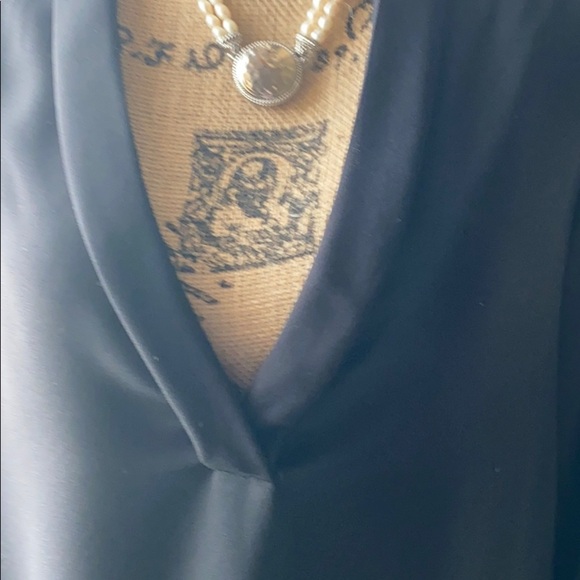 C/MEO COLLECTIVE deep V-neck long sleeve blouse - Picture 2 of 8